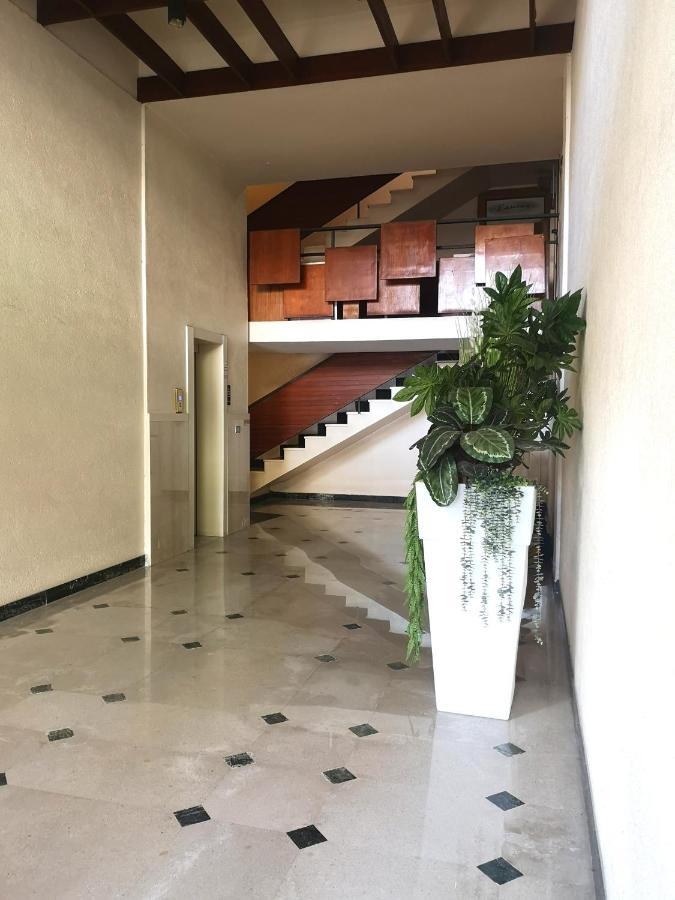 Blancohouse Viale Ceccarini Riccione